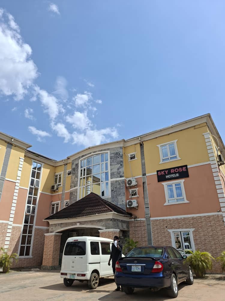 hotel-img